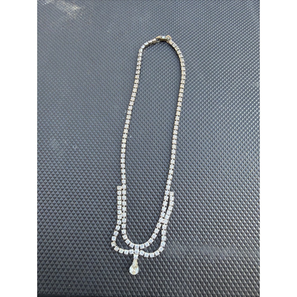 Vintage Kramer Crystal Rhinestone Necklace Signed Silver Toned Jewelry 15"